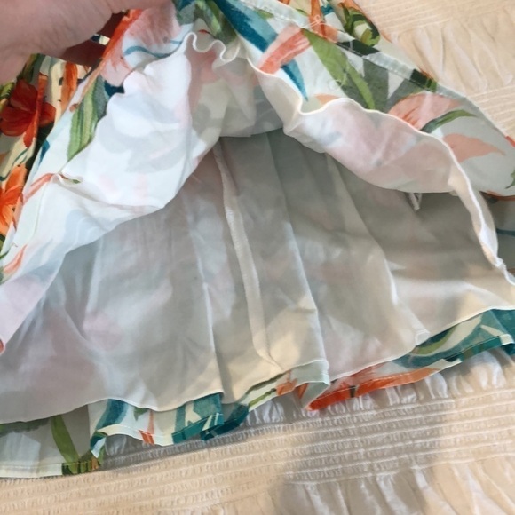 City Triangles Tropical Floral Strapless Bubble
Dress With Belt Size 3 - Picture 5 of 12